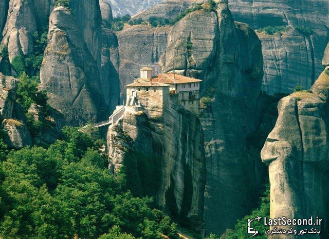 صومعه متورس در یونان