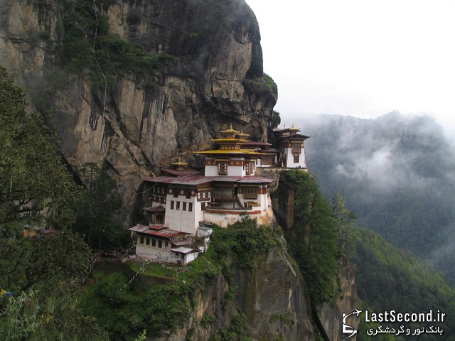 صومعه‌ای در بوتان 